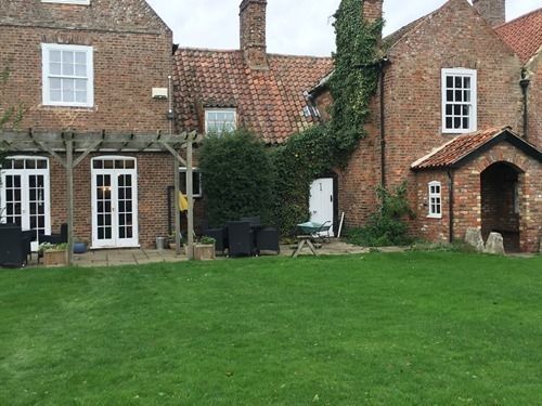 The Leagate Inn Coningsby Exterior photo